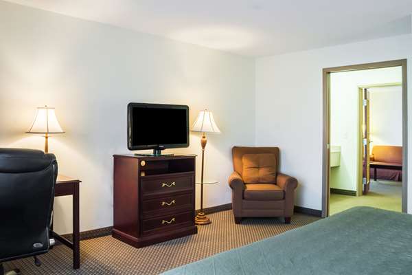  - Quality Inn & Suites Sioux Falls - I-29, Exit 83, I-90, Exit 396