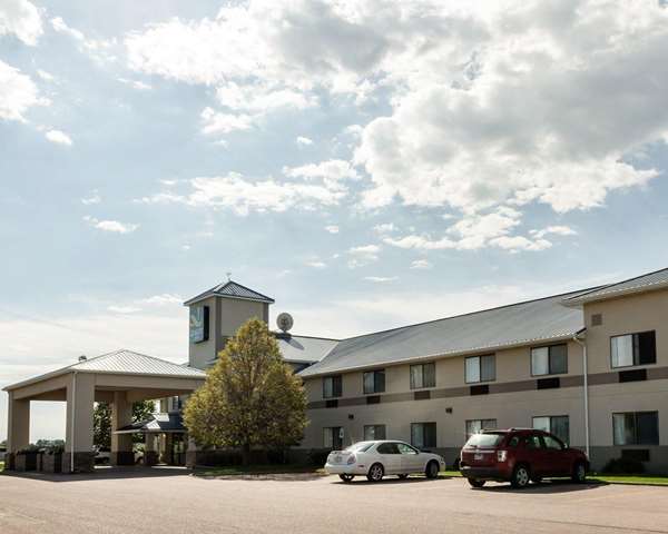 Exterior view - Quality Inn Brandon - I-90, Exit 406