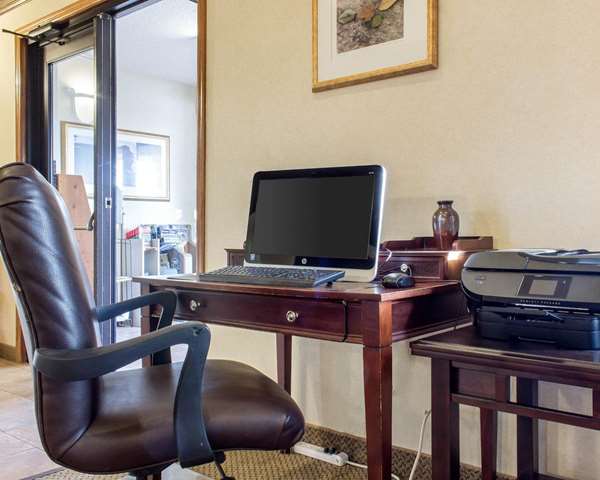 Conference Area - Quality Inn Brandon - I-90, Exit 406