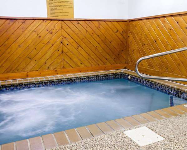 Pool - Quality Inn Brandon - I-90, Exit 406