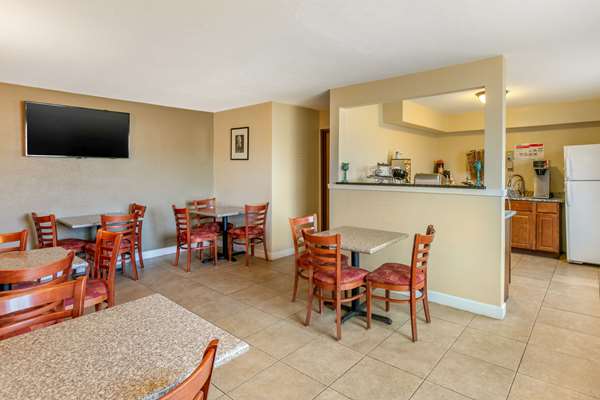 Amenities - Rodeway Inn Rapid City - I-90, Exit 59