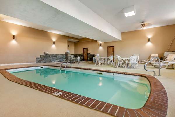 Pool - Rodeway Inn Rapid City - I-90, Exit 59