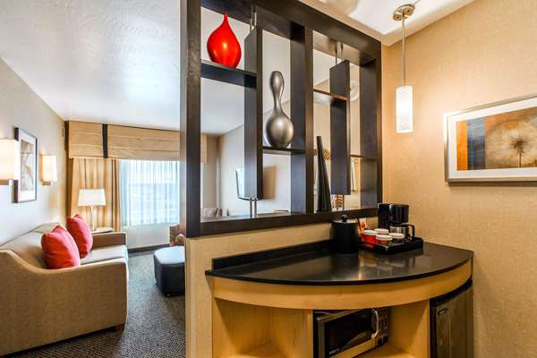 Suite - Cambria Hotel Rapid City - I-90, Exit 61