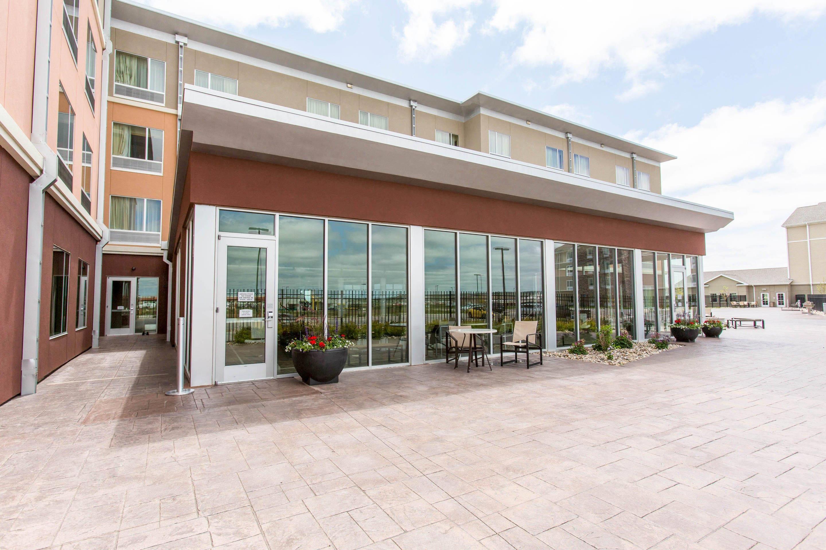 Relax on the hotel patio | Cambria Hotel Rapid City near Mount Rushmore