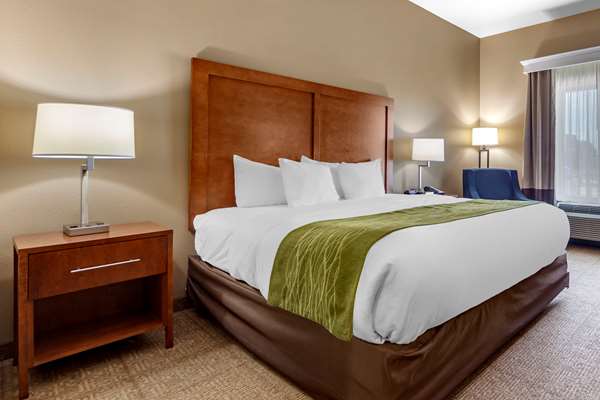  - Comfort Inn & Suites Sioux Falls - I-229, Exit 1C