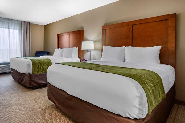  - Comfort Inn & Suites Sioux Falls - I-229, Exit 1C