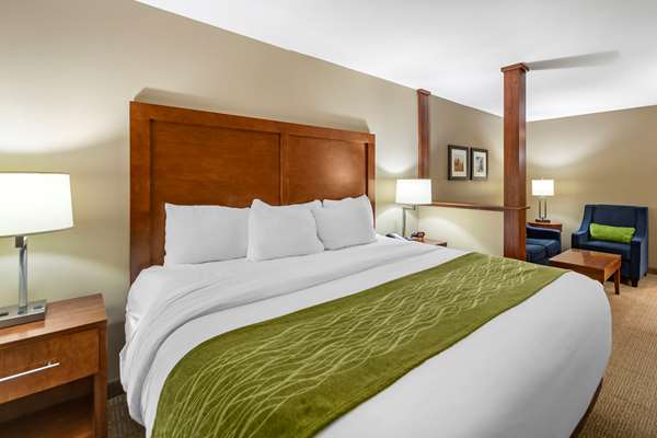 Suite - Comfort Inn & Suites Sioux Falls - I-229, Exit 1C