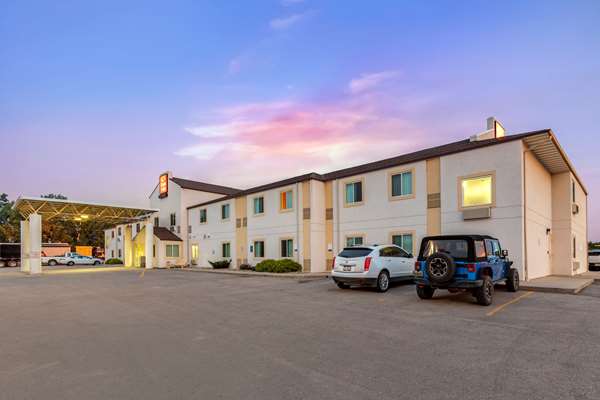 Exterior view - Econo Lodge Belle Fourche