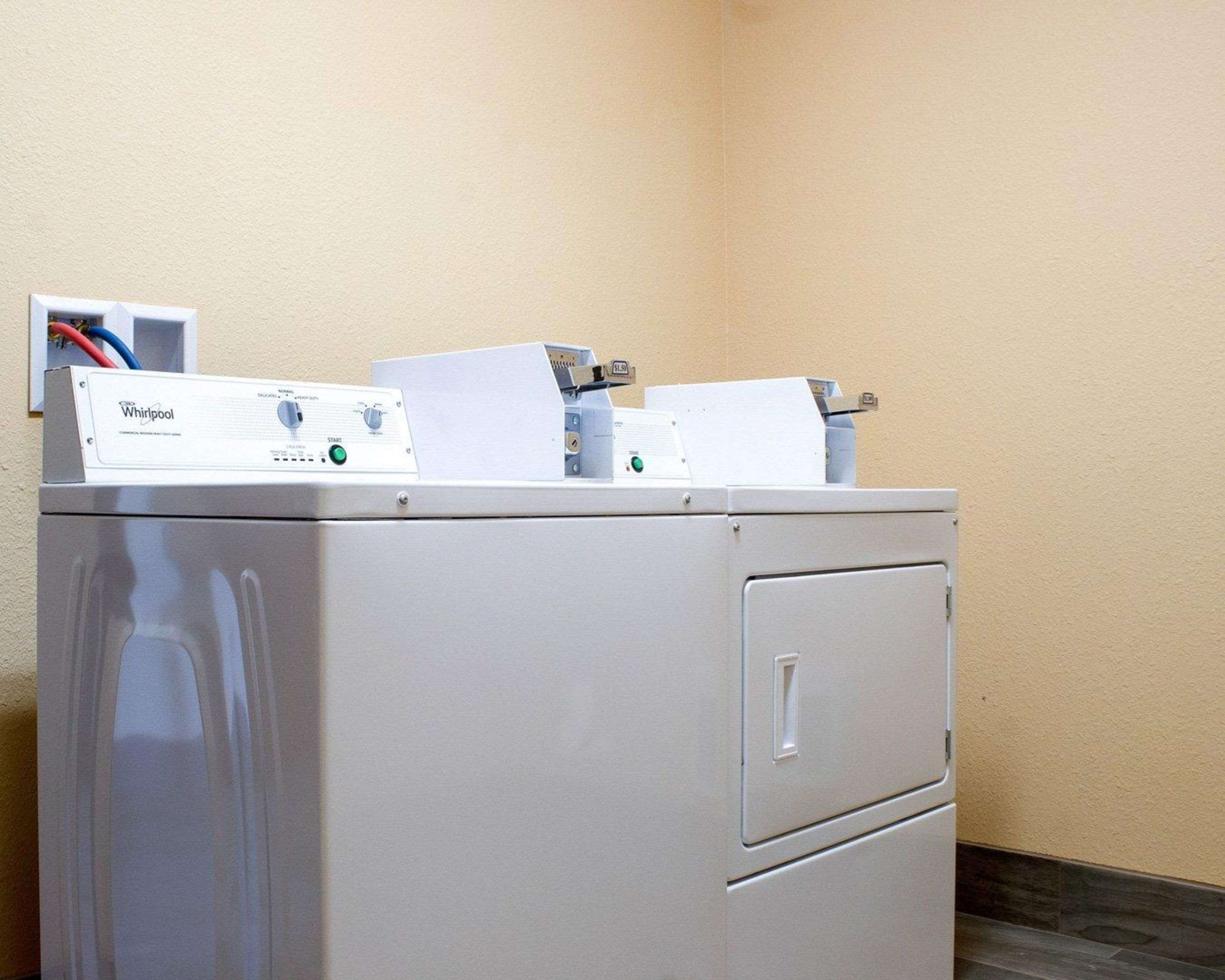 Guest laundry facilities | Comfort Inn Yankton SD