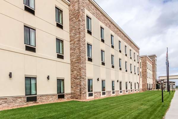Exterior view - Comfort Suites Brookings - I-29, Exit 132