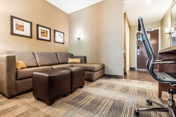 Suite - Comfort Suites Brookings - I-29, Exit 132