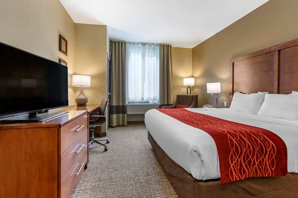  - Comfort Inn & Suites Hill City