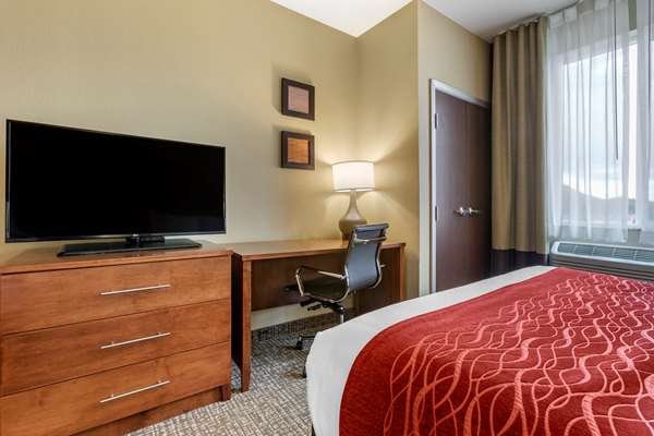  - Comfort Inn & Suites Hill City