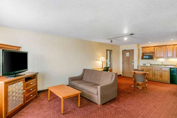  - Quality Inn Rapid City
