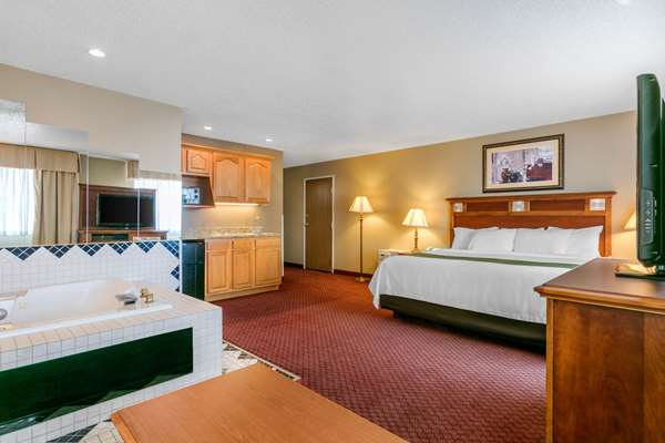 Suite - Quality Inn Rapid City
