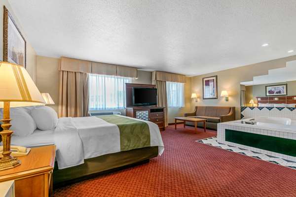 Suite - Quality Inn Rapid City