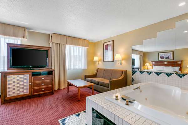 Suite - Quality Inn Rapid City