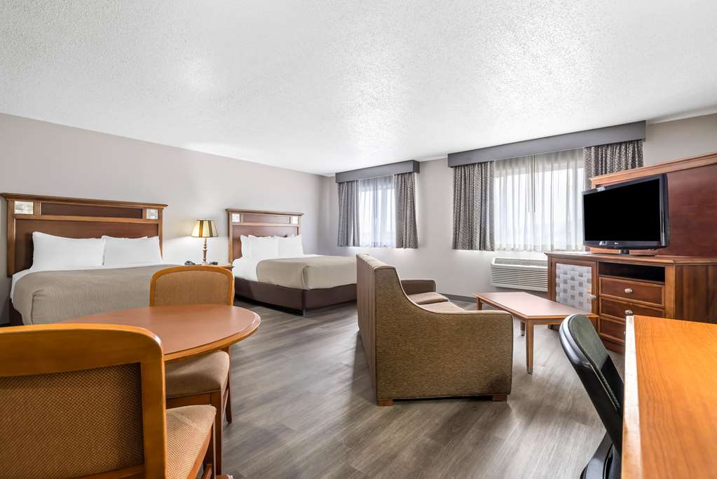 QUALITY INN NEAR MONUMENT HEALTH RA-guestroom-Guest Room,On-Site.jpg