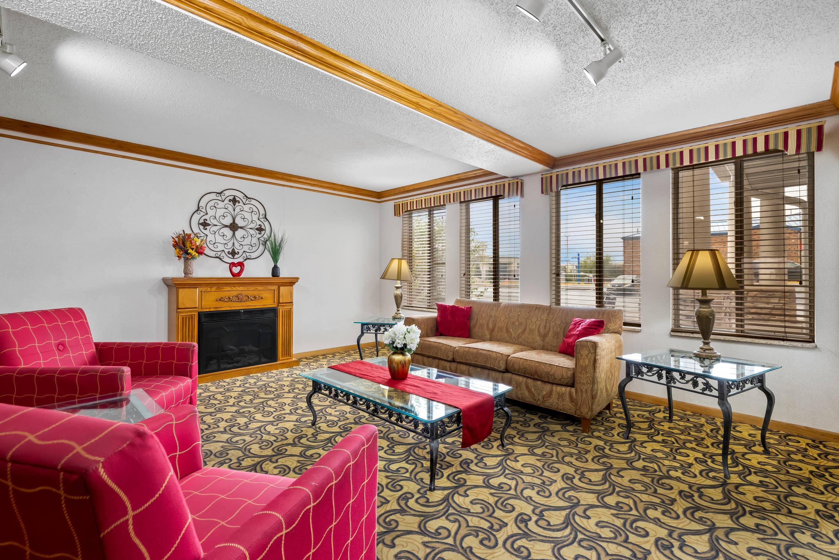 Hotel lobby | Quality Inn near Monument Health Rapid City Hospital