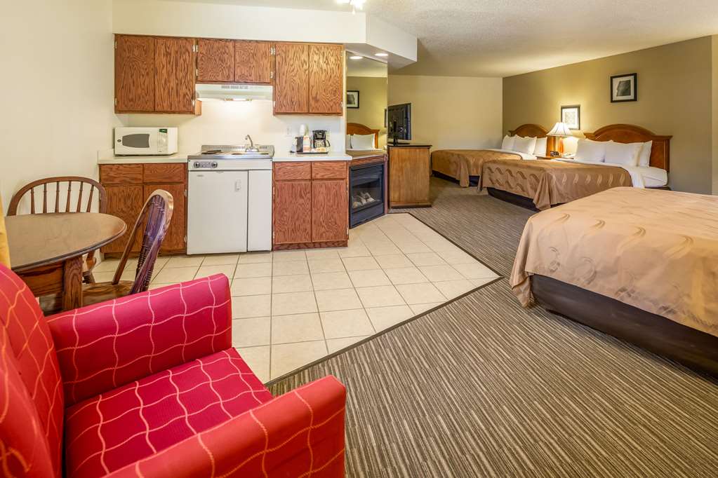 QUALITY INN KEYSTONE NEAR MOUNT RUS-guestroom-Guest Room,Suite,On-Site.jpg