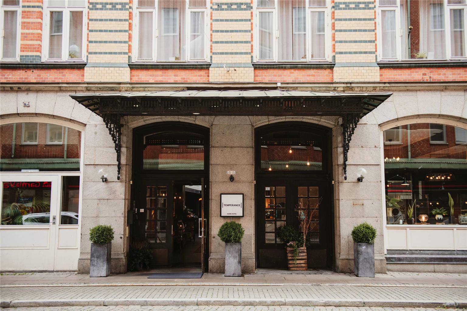 Home Hotel Temperance