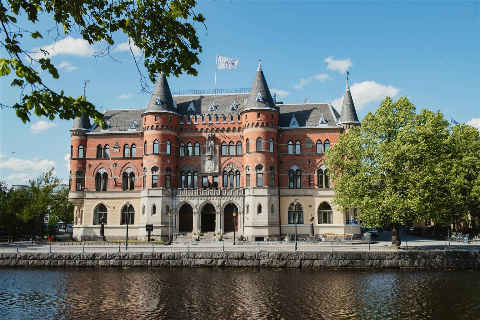 Home Hotel Borgen