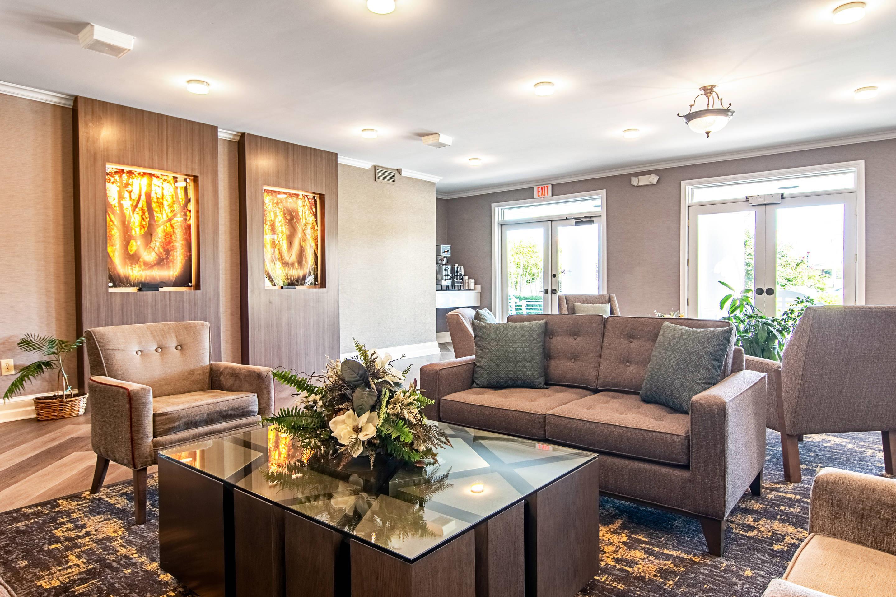 Hotel lobby | Clarion Inn Willow River