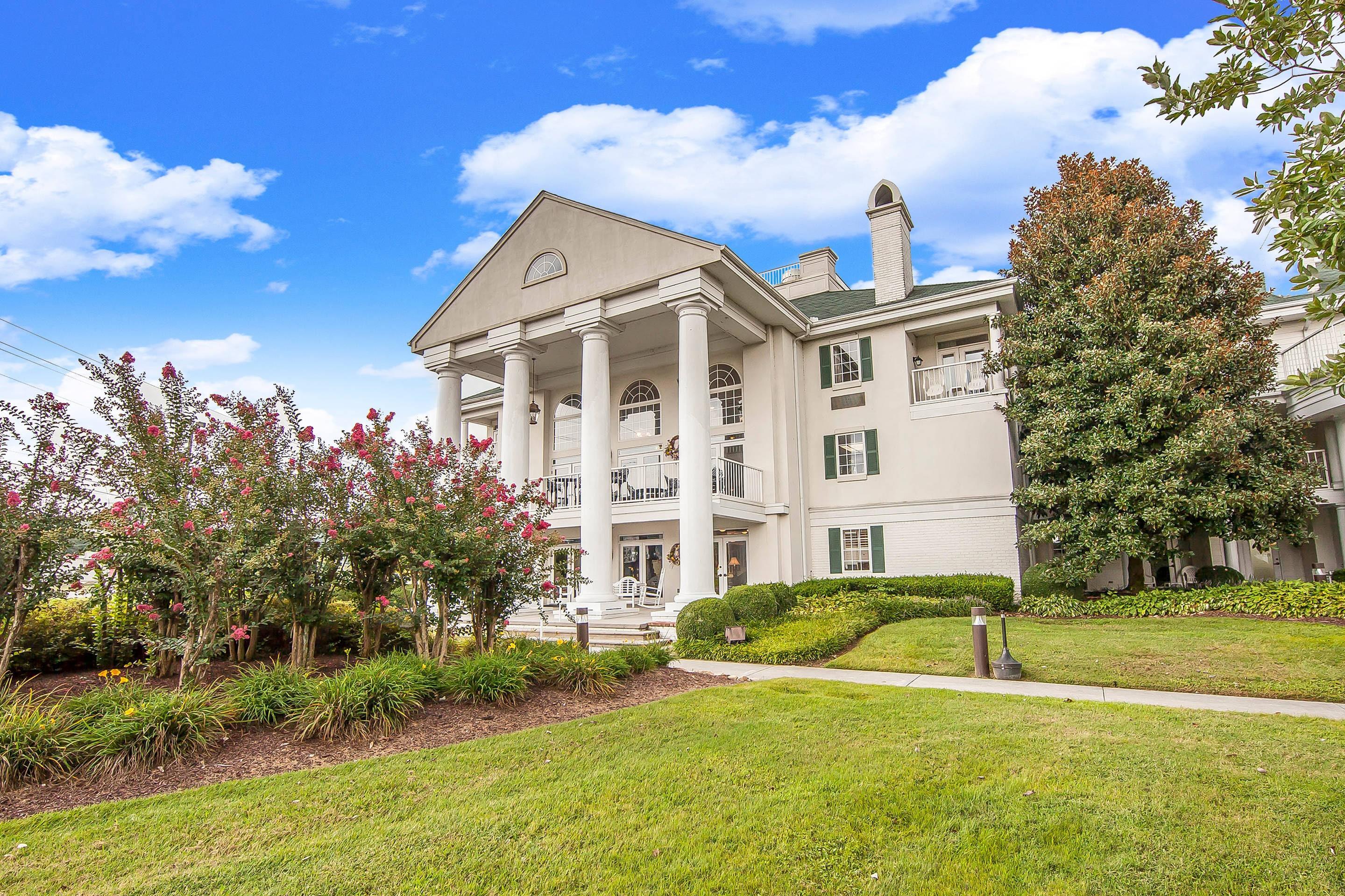 Hotel exterior | Clarion Inn Willow River