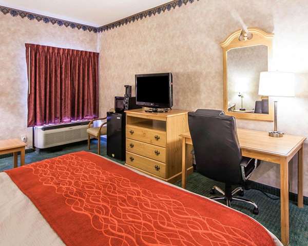  - Econo Lodge Newport - I-40, Exit 432B