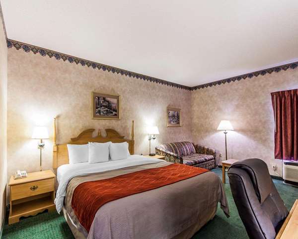  - Econo Lodge Newport - I-40, Exit 432B