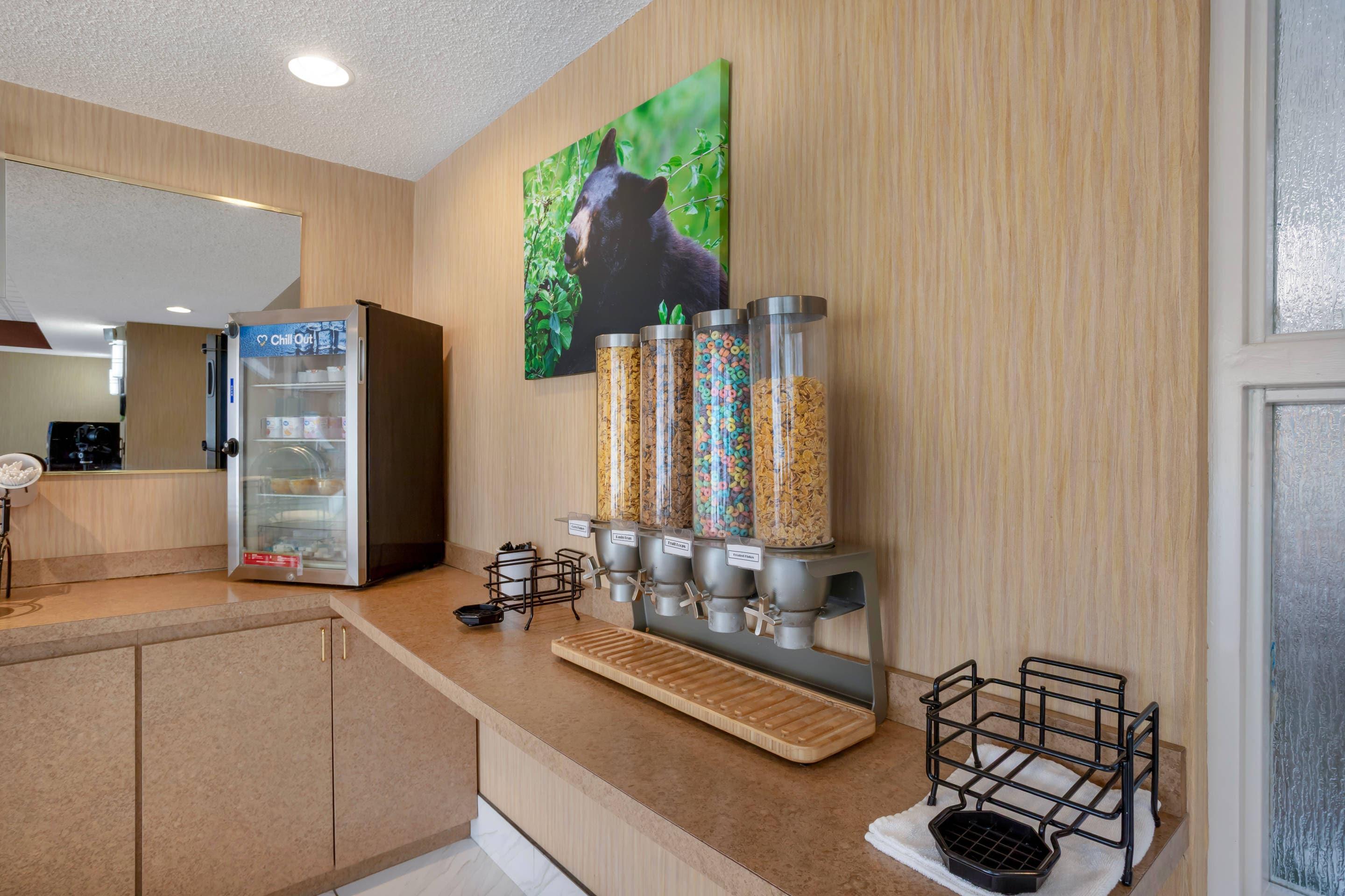 Breakfast area