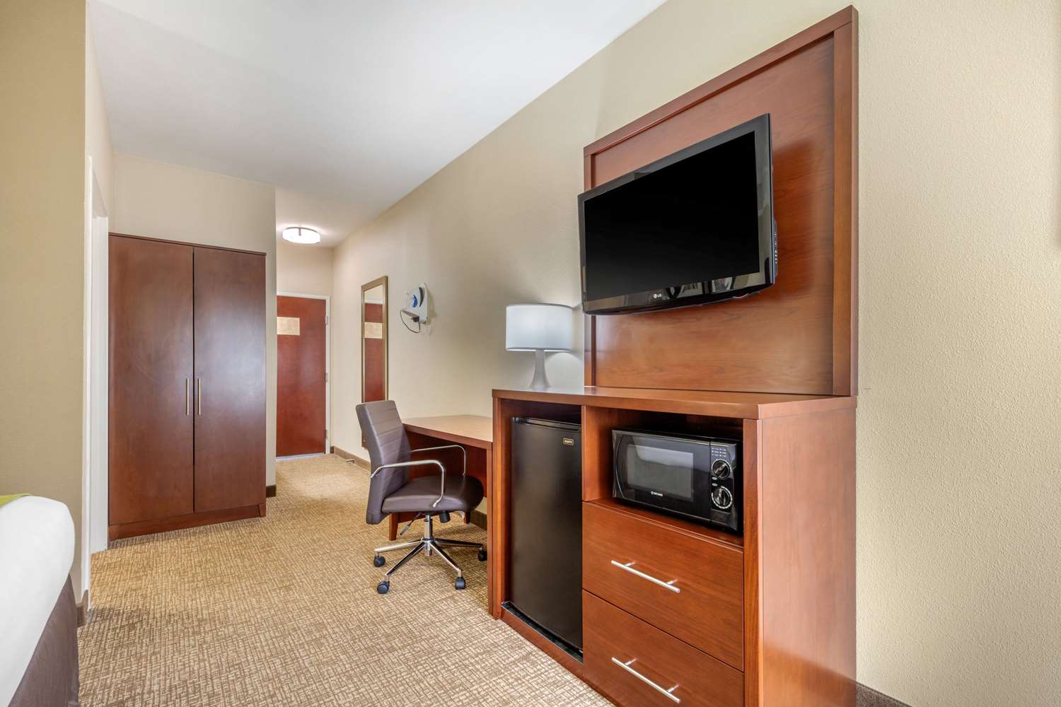 Comfort Inn Lenoir City Tn See Discounts