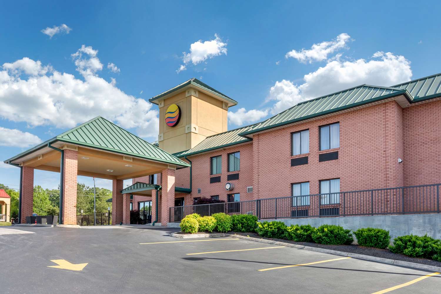 Comfort Inn Lenoir City, TN See Discounts