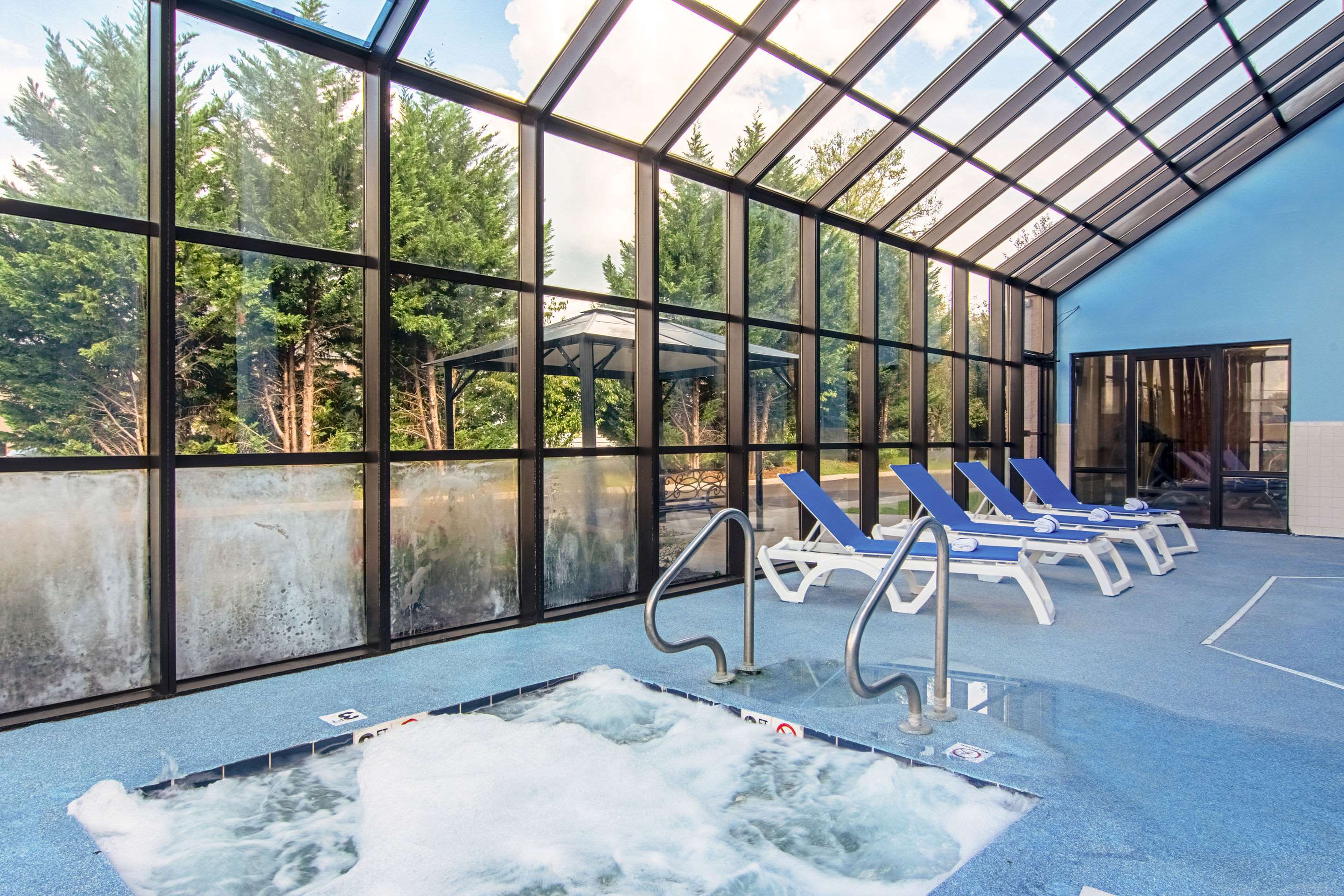 Indoor pool with hot tub