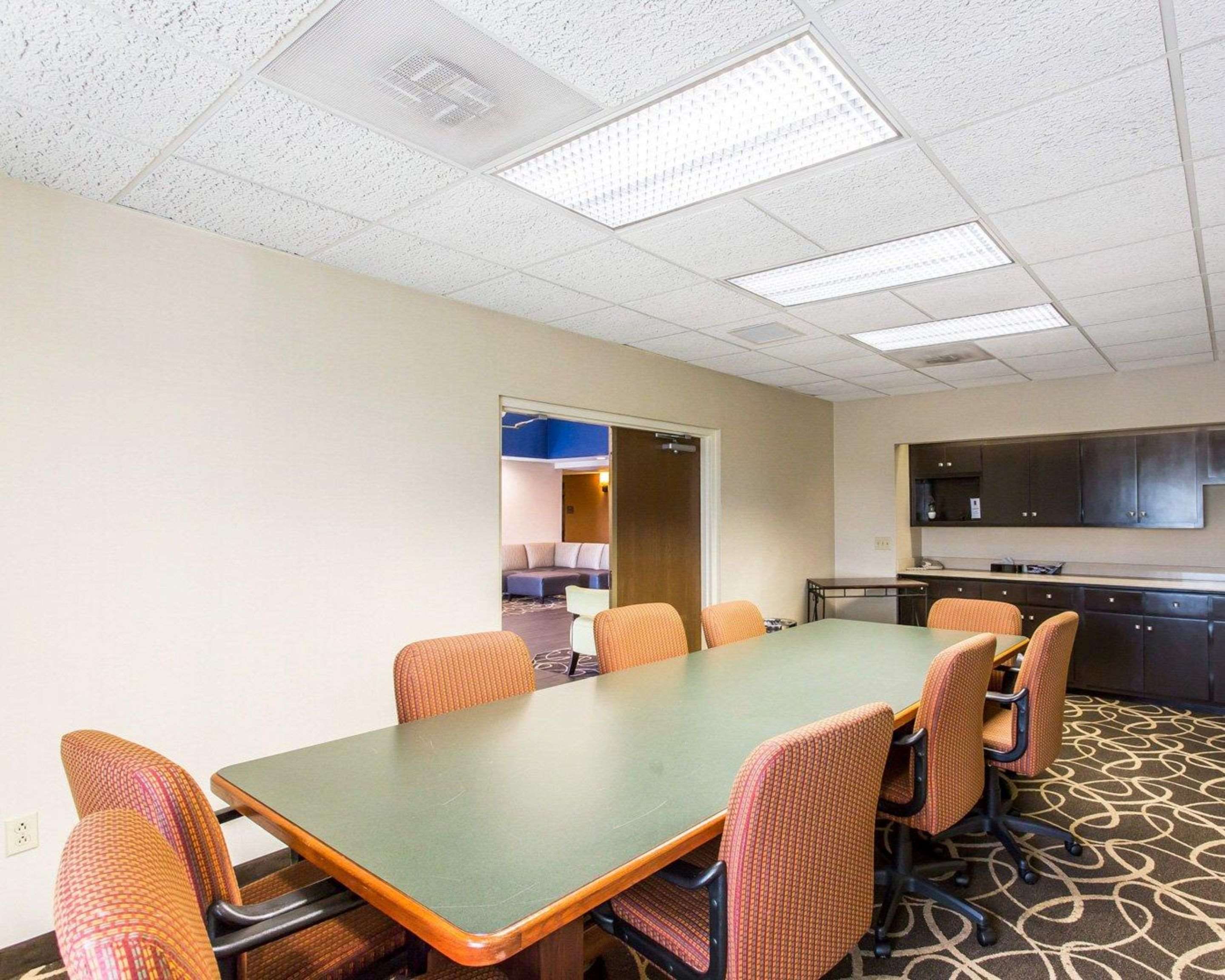 Meeting room | Comfort Suites Cookeville