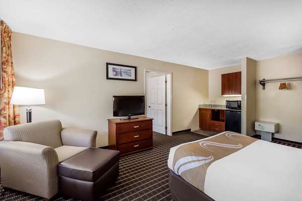  - Quality Inn & Suites Sevierville