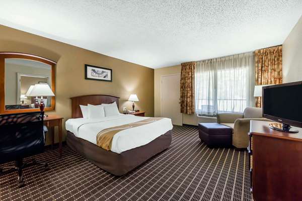  - Quality Inn & Suites Sevierville