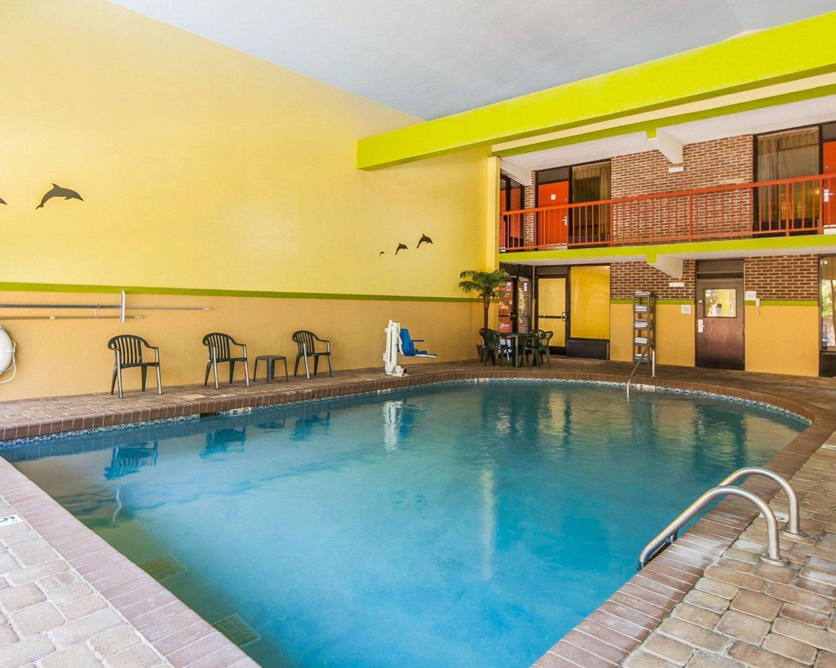 Indoor pool | Quality Inn West - Sweetwater