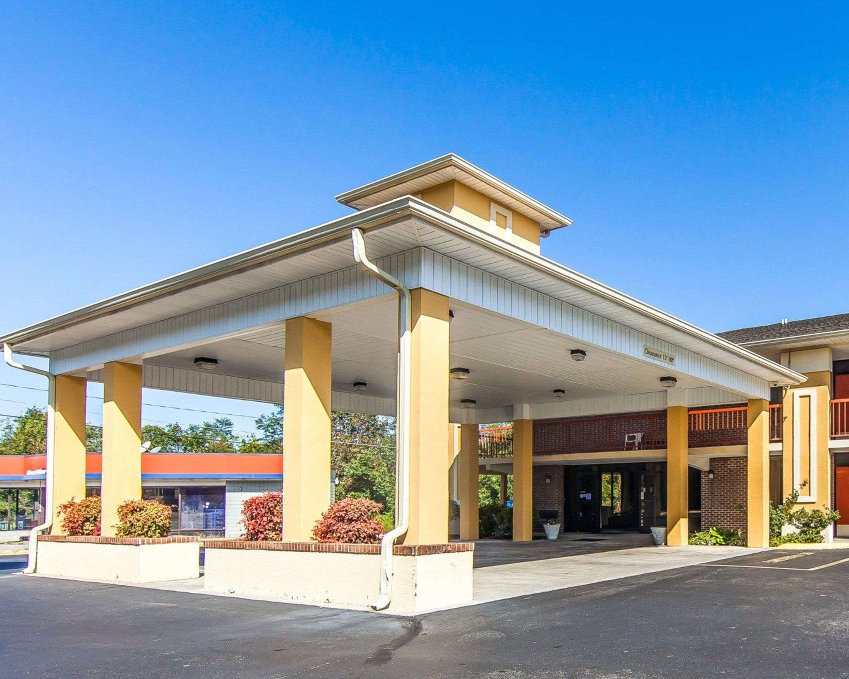 Hotel exterior | Quality Inn West - Sweetwater