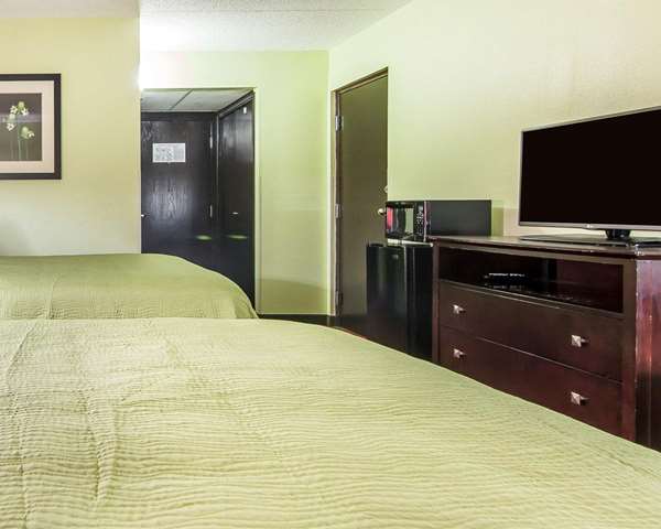  - Quality Inn West Sweetwater - I-75, Exit 60