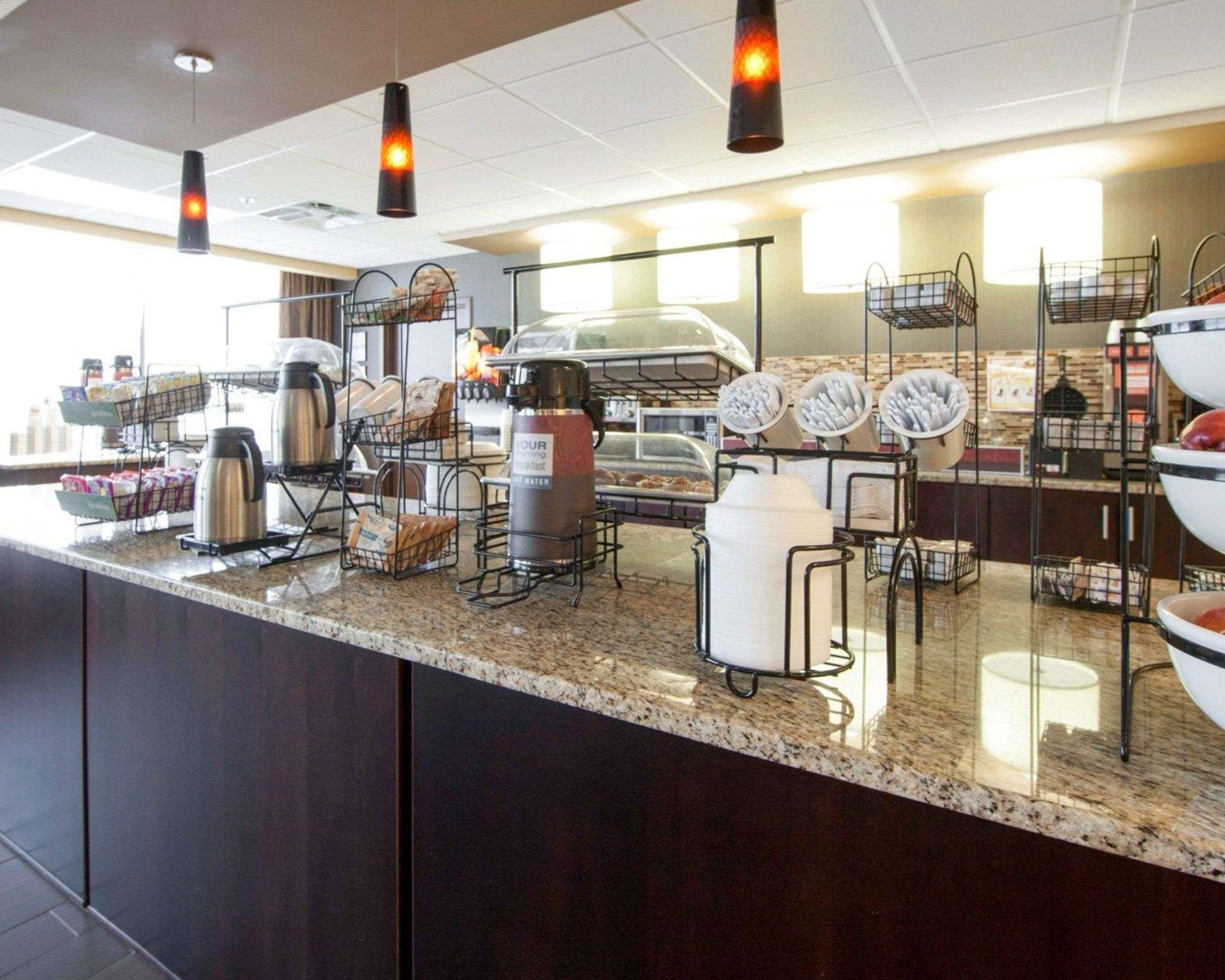 Free hot breakfast