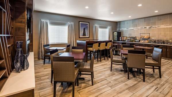 Restaurant - Best Western Greeley Hotel
