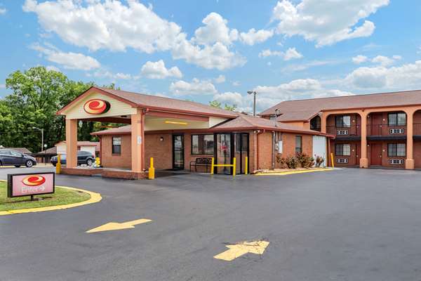 Exterior view - Econo Lodge North Nashville - I-65, Exit 90
