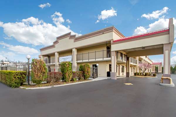 Exterior view - Econo Lodge Lenoir City - I-75, Exit 81