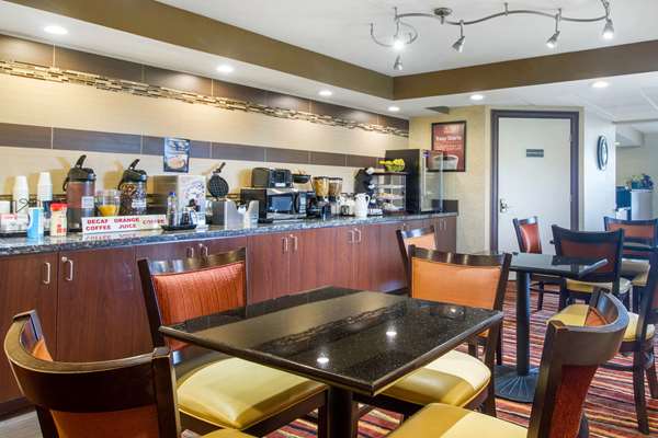 Amenities - Econo Lodge Lenoir City - I-75, Exit 81