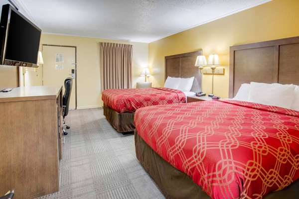  - Econo Lodge Lenoir City - I-75, Exit 81