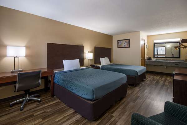  - Econo Lodge Martin