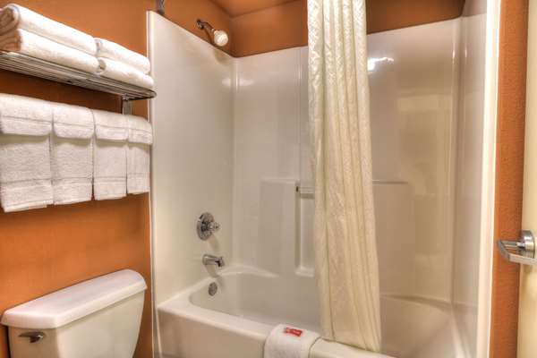  - Econo Lodge Riverside Pigeon Forge