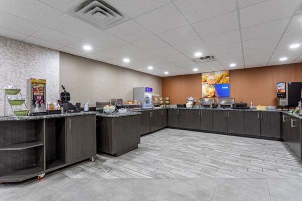 Amenities - Comfort Inn & Suites Stadium Downtown Nashville - I-24, Exit 48
