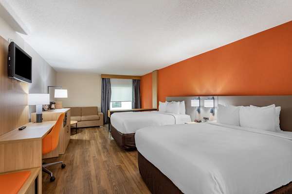  - Comfort Inn & Suites Stadium Downtown Nashville - I-24, Exit 48